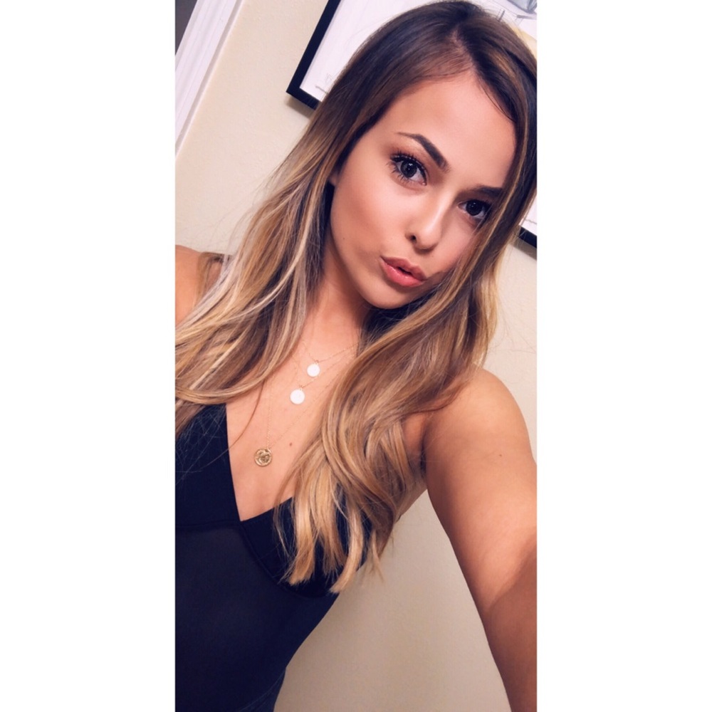 Meet your Posher, Danielle